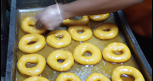 Cara Membuat Donat Mie