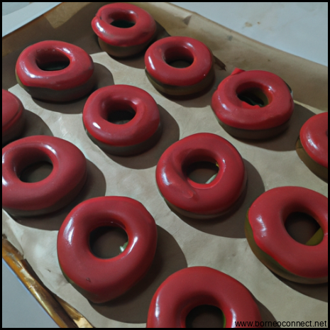 Cara Membuat Donat Red Velvet